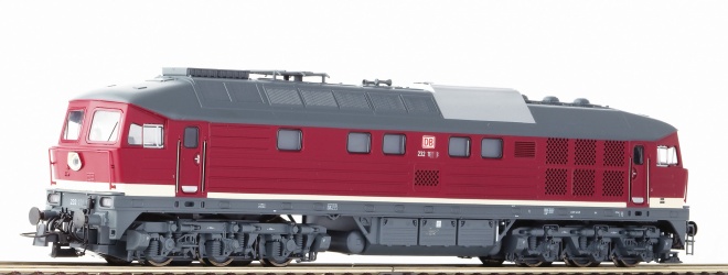 Diesel locomotive BR 232<br /><a href='images/pictures/Roco/Roco-52460.jpg' target='_blank'>Full size image</a>